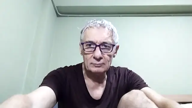 BIGUNCUTHARDCOCK online show from 11.15.25