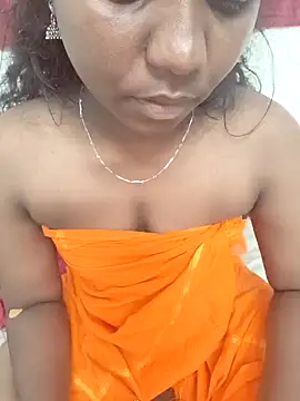 Snapshot of tamilachi4u chatting on 12.30.24 tamilachi4u online show from 12.30.24