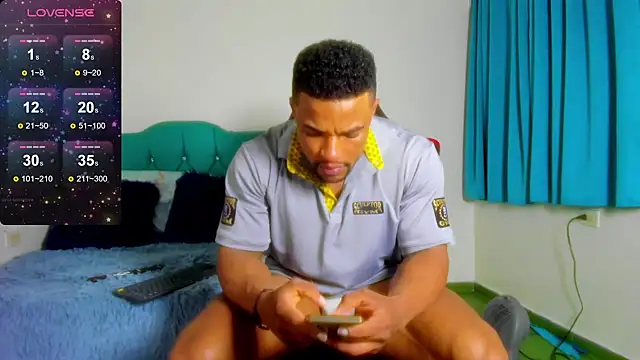 estebanlobo- online show from 12.12.24