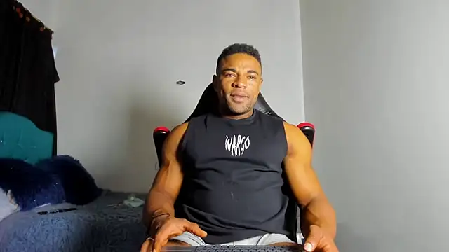 estebanlobo- online show from 11.17.25