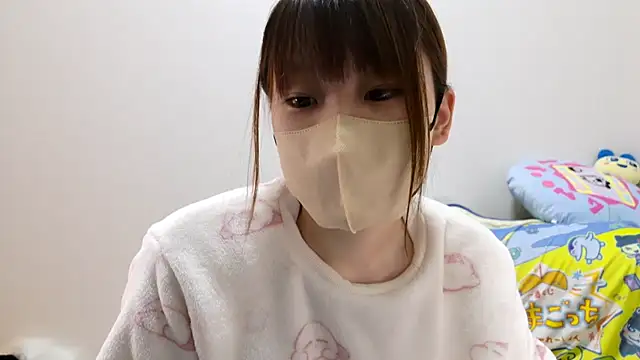 Snapshot of hi---chan- chatting on 12.23.24 hi---chan- online show from 12.23.24