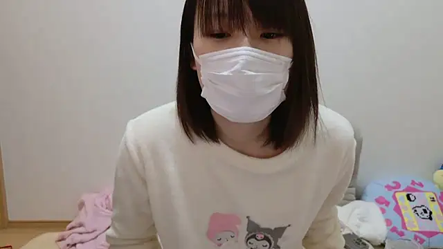 Snapshot of hi---chan- chatting on 01.17.25 hi---chan- online show from 01.17.25