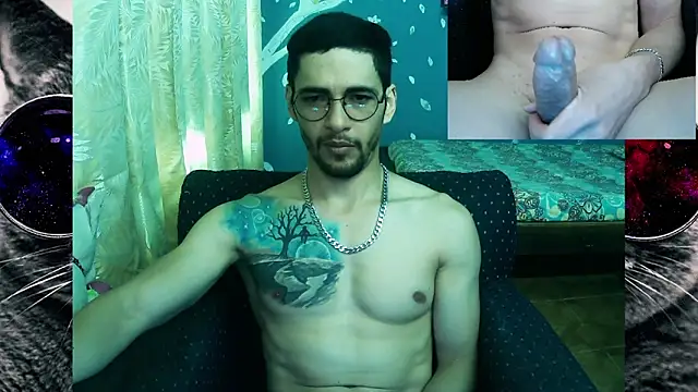 Snapshot of ponzothc chatting on 09.22.25 ponzothc online show from 09.22.25