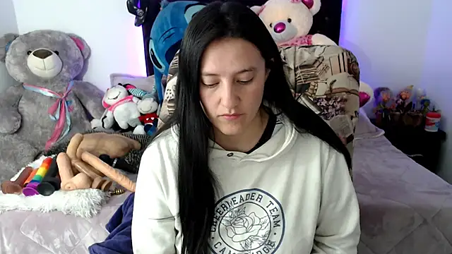 Lorenahot 06 online show from 10.29.25