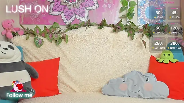 Snapshot of Ann_EX_Mooni chatting on 12.04.24 Ann EX Mooni online show from 12.04.24