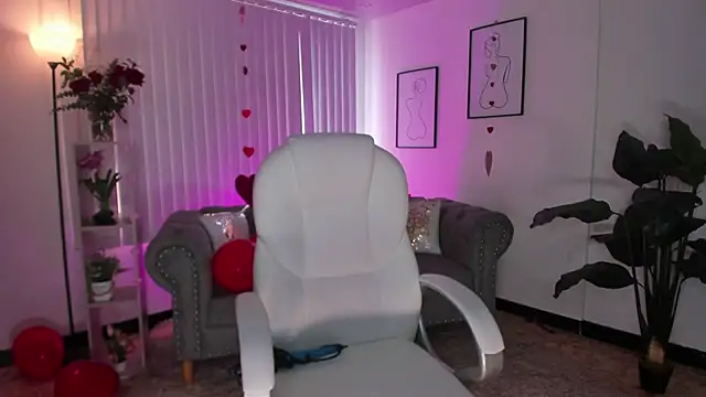 Aida adams online show from 02.14.25