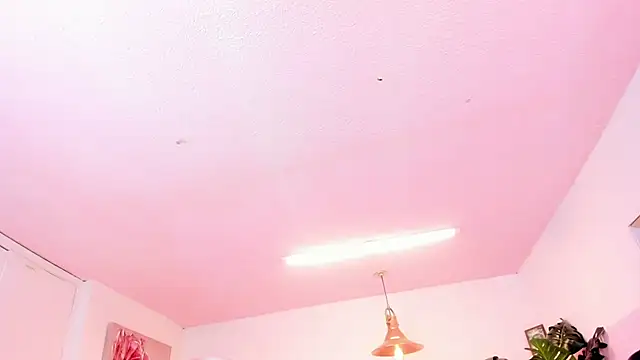 Snapshot of Red_lady chatting on 03.04.25 Red lady online show from 03.04.25