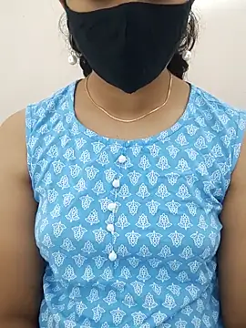 Snapshot of Angleannie chatting on 10.01.25 Angleannie online show from 10.01.25