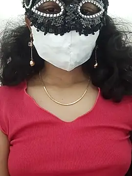 Snapshot of Angleannie chatting on 10.07.25 Angleannie online show from 10.07.25