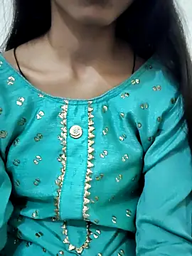 Snapshot of Kumkum_36 chatting on 02.14.25 Kumkum 36 online show from 02.14.25