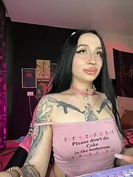 Snapshot of Molly__Moon chatting on 02.21.25 Molly Moon online show from 02.21.25