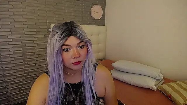 Snapshot of Cuckold_lover69 chatting on 12.28.24 Cuckold lover69 online show from 12.28.24