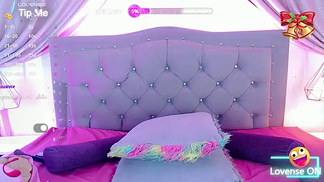 Snapshot of SexyJuliii21 chatting on 01.08.25 SexyJuliii21 online show from 01.08.25