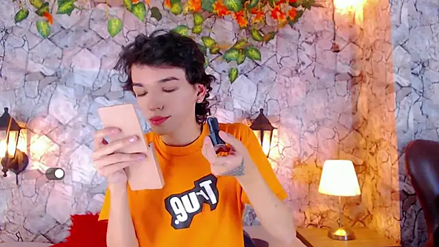 Snapshot of SexyJuliii21 chatting on 01.17.25 SexyJuliii21 online show from 01.17.25
