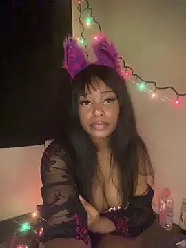 Snapshot of lovekaylaa chatting on 10.26.25 lovekaylaa online show from 10.26.25