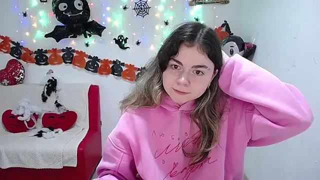 TinaRedly online show from 10.27.25