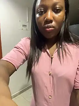 Snapshot of kellya_ chatting on 01.20.25 kellya online show from 01.20.25