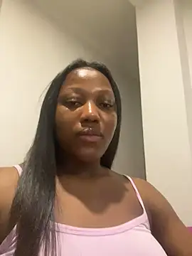 Snapshot of kellya_ chatting on 02.06.25 kellya online show from 02.06.25