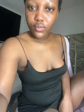 Snapshot of kellya_ chatting on 02.19.25 kellya online show from 02.19.25