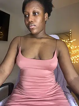 Snapshot of kellya_ chatting on 02.21.25 kellya online show from 02.21.25