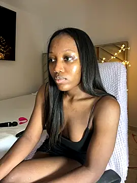 Snapshot of kellya_ chatting on 11.30.25 kellya online show from 11.30.25