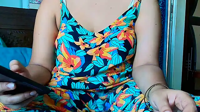 Snapshot of Hotty__Baby chatting on 10.26.25 Hotty  Baby online show from 10.26.25