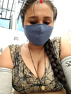 Snapshot of Archna-ji chatting on 02.15.25 Archna-ji online show from 02.15.25