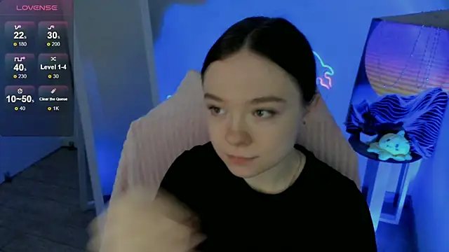 Snapshot of Florence_meow chatting on 02.20.25 Florence meow online show from 02.20.25