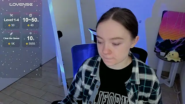 Snapshot of Florence_meow chatting on 10.18.25 Florence meow online show from 10.18.25