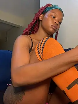 Snapshot of SexxyLunar chatting on 01.22.25 SexxyLunar online show from 01.22.25