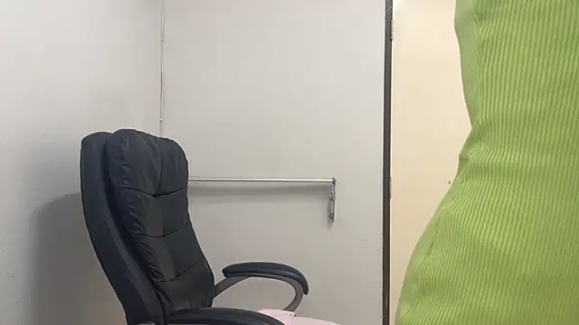 SassyJessi online show from 02.26.25