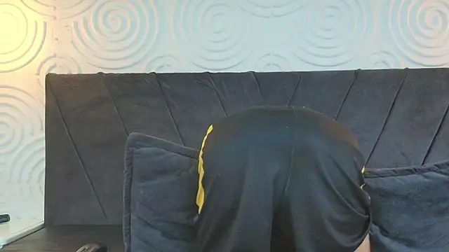 Snapshot of thiago19s chatting on 01.11.25 thiago19s online show from 01.11.25