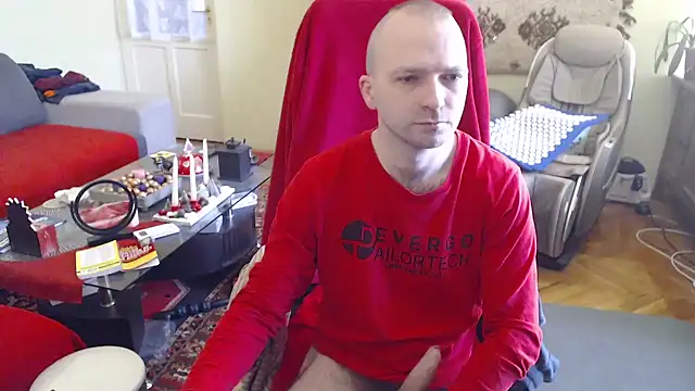 Snapshot of RealManHaveHairy chatting on 12.26.24 RealManHaveHairy online show from 12.26.24