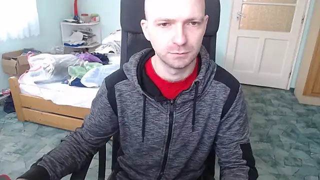 Snapshot of RealManHaveHairy chatting on 01.08.25 RealManHaveHairy online show from 01.08.25
