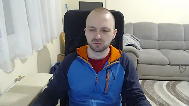 Snapshot of RealManHaveHairy chatting on 01.13.25 RealManHaveHairy online show from 01.13.25