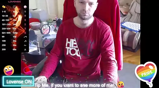 Snapshot of RealManHaveHairy chatting on 03.14.25 RealManHaveHairy online show from 03.14.25