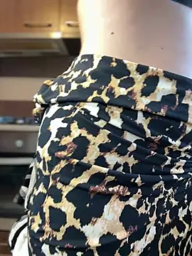 Hotmomcheckk  online show from 02.13.25