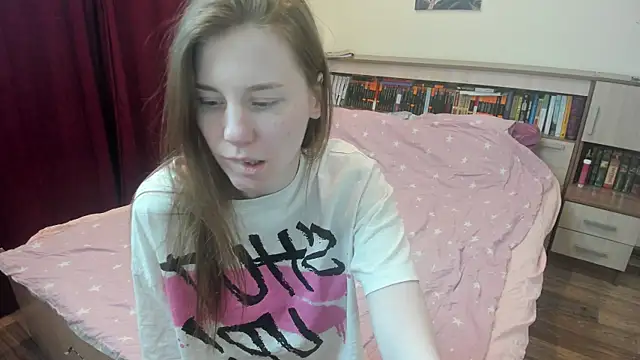 Snapshot of LianaMiller88 chatting on 02.23.25 LianaMiller88 online show from 02.23.25