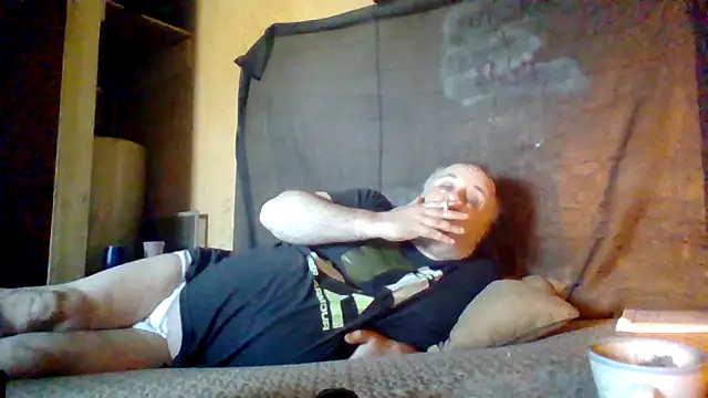 Snapshot of Nightshade7712 chatting on 10.16.25 Nightshade7712 online show from 10.16.25