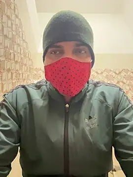 Snapshot of bull_4hottie chatting on 12.02.25 bull 4hottie online show from 12.02.25