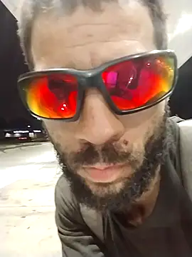 Snapshot of SolitaryMisfit8 chatting on 09.19.25 SolitaryMisfit8 online show from 09.19.25