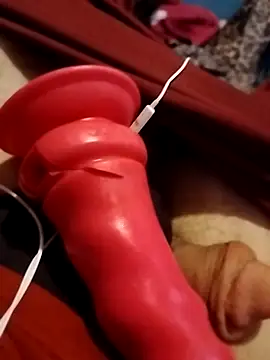 Snapshot of SolitaryMisfit8 chatting on 09.21.25 SolitaryMisfit8 online show from 09.21.25