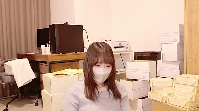 Snapshot of Yui-Ch chatting on 12.22.24 Yui-Ch online show from 12.22.24
