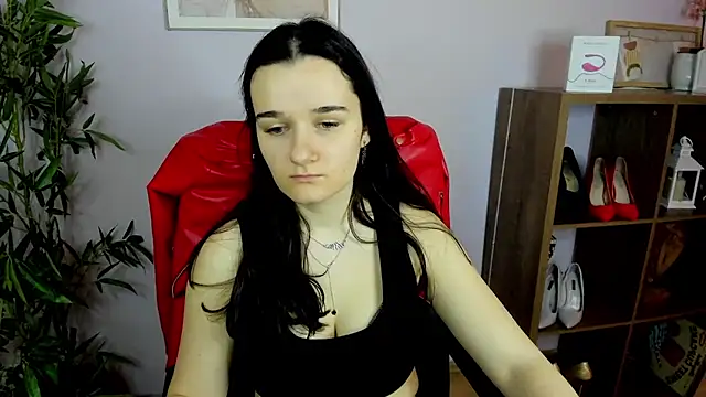 Snapshot of KateDelight chatting on 03.23.25 KateDelight online show from 03.23.25