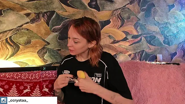 Snapshot of CrystalRey chatting on 12.24.24 CrystalRey online show from 12.24.24