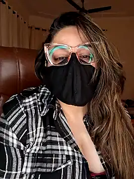 Snapshot of SEXY-Sardarni chatting on 12.22.24 SEXY-Sardarni online show from 12.22.24