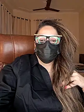 Snapshot of SEXY-Sardarni chatting on 09.11.25 SEXY-Sardarni online show from 09.11.25