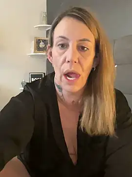 blondebitch2 online show from 02.10.25