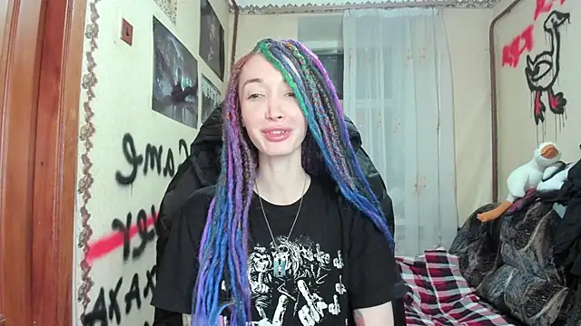 Roxy Silver online show from 12.16.24