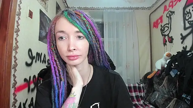 Roxy Silver online show from 12.30.24